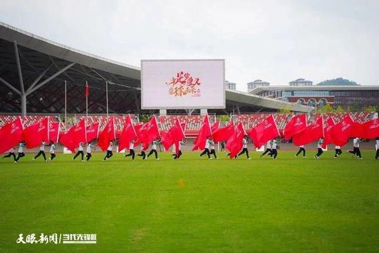 皇马目前也在考虑，该如何在下赛季为俱乐部配备一个豪华的阵容。